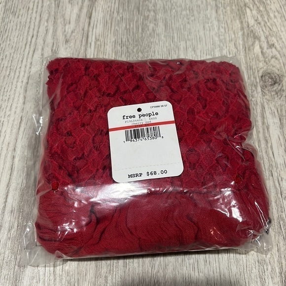 Free People XS Adella Crochet Lace Cami Cherry Red NWT - Picture 3 of 5